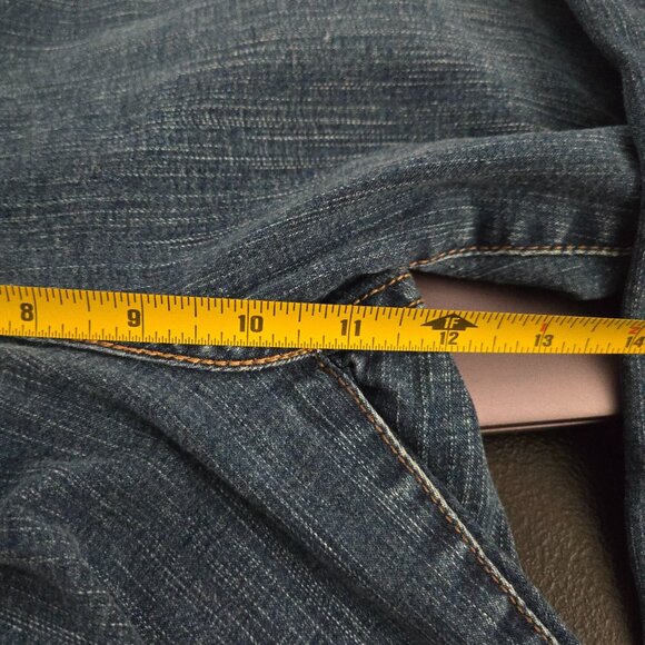 Women's Petite Levi's Perfectly Slimming Boot Cut 512 Jeans Size 14P Short - Picture 9 of 10